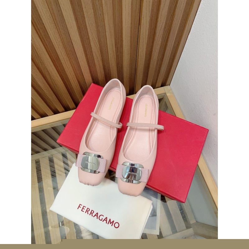 Ferragamo flat shoes